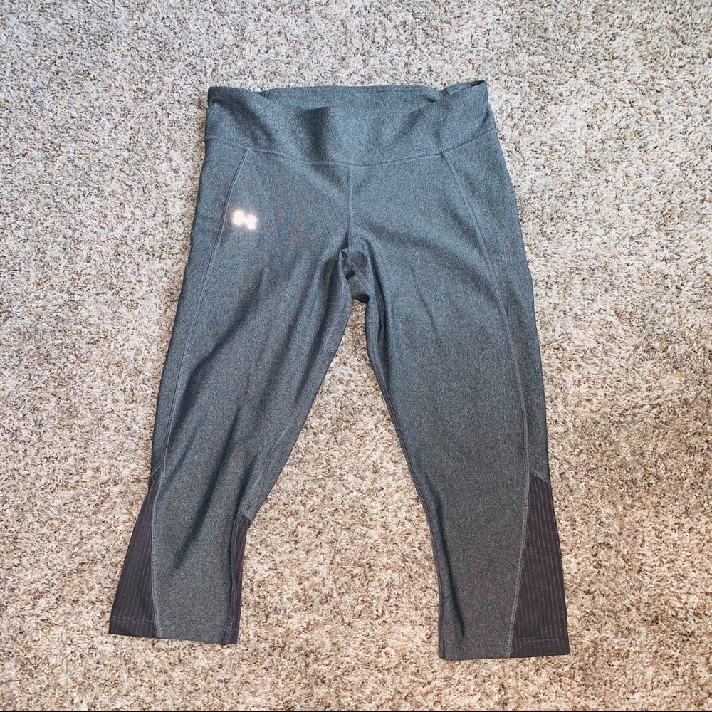 Under Armour Cropped Leggings